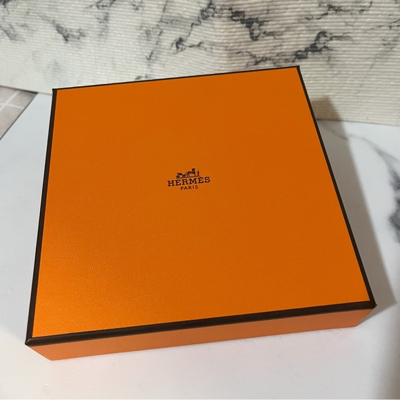 HERMÈS Box Pristine Condition - Picture 2 of 11